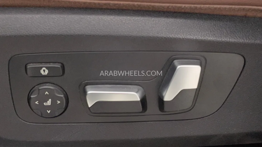 BMW X5 2020 for Sale in Dubai Image-24