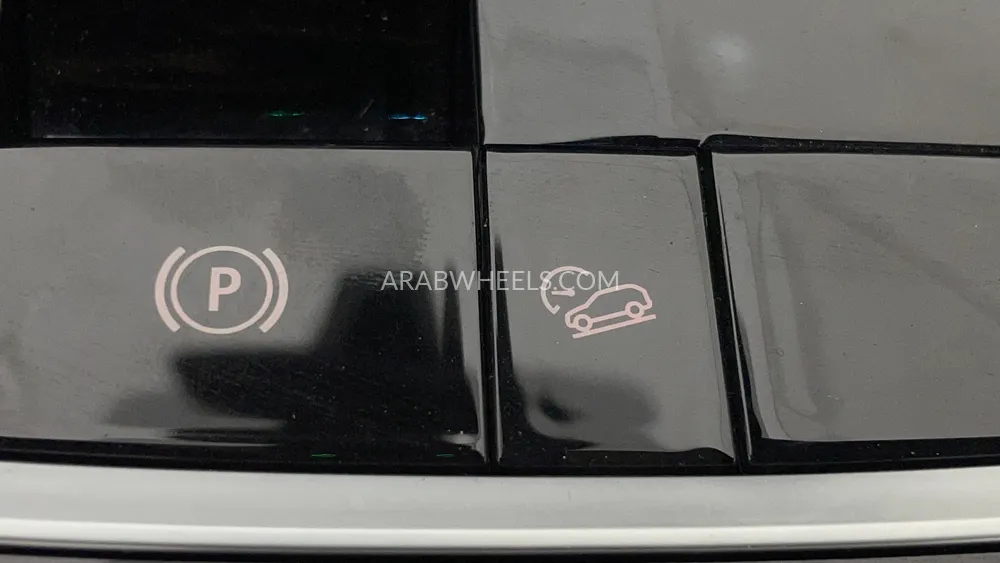 BMW X5 2020 for Sale in Dubai Image-39