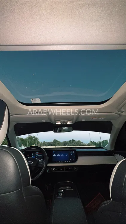 Ford Taurus 2024 for Sale in Al Ain Image-9