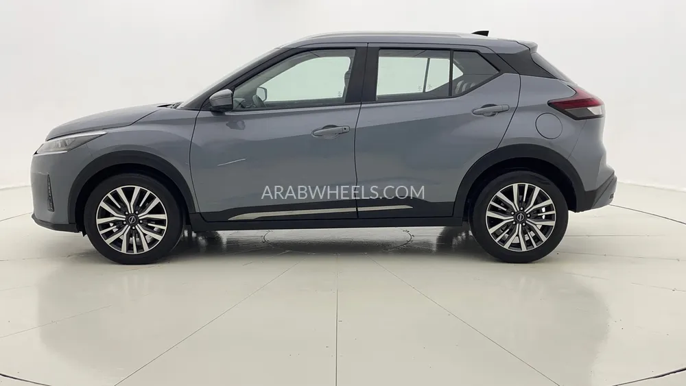 Nissan Kicks 2023 for Sale in Dubai Image-6