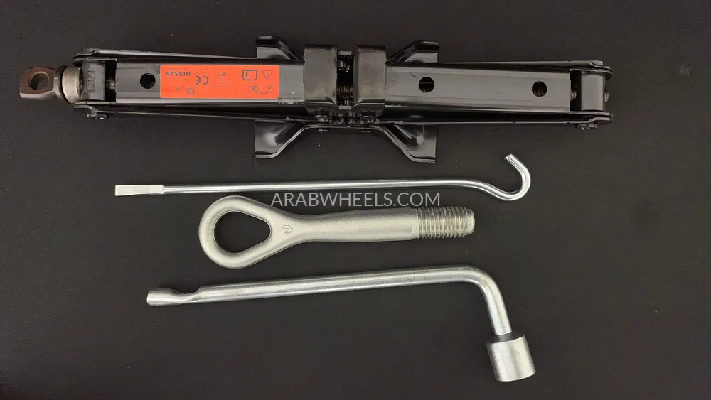 Nissan Kicks 2023 for Sale in Dubai Image-31