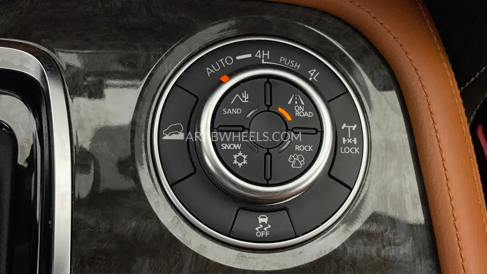 Nissan Patrol 2023 for Sale in Dubai Image-39