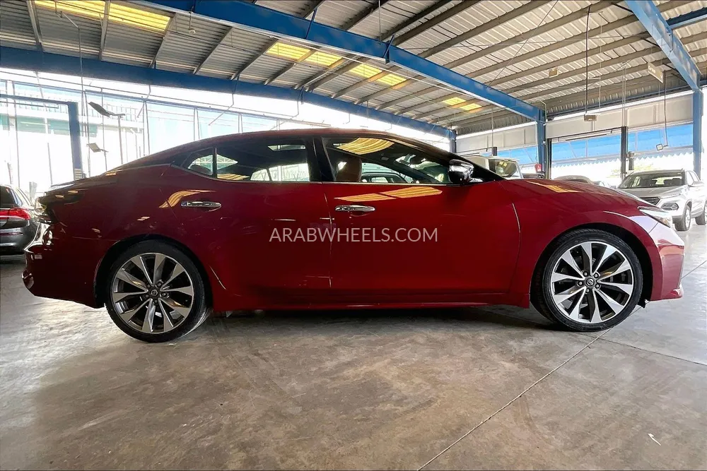 Nissan Maxima 2022 for Sale in Sharjah Image-8