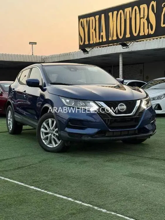 Nissan Rogue 2020 for Sale in Ajman Image-2