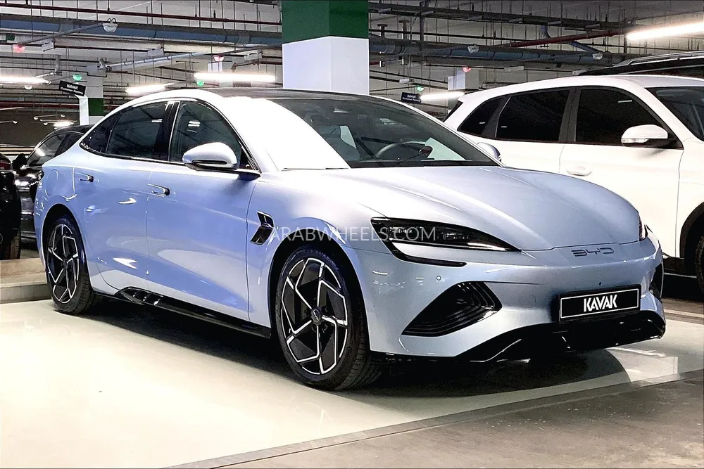 BYD Seal 2025 for Sale in Sharjah Image-3