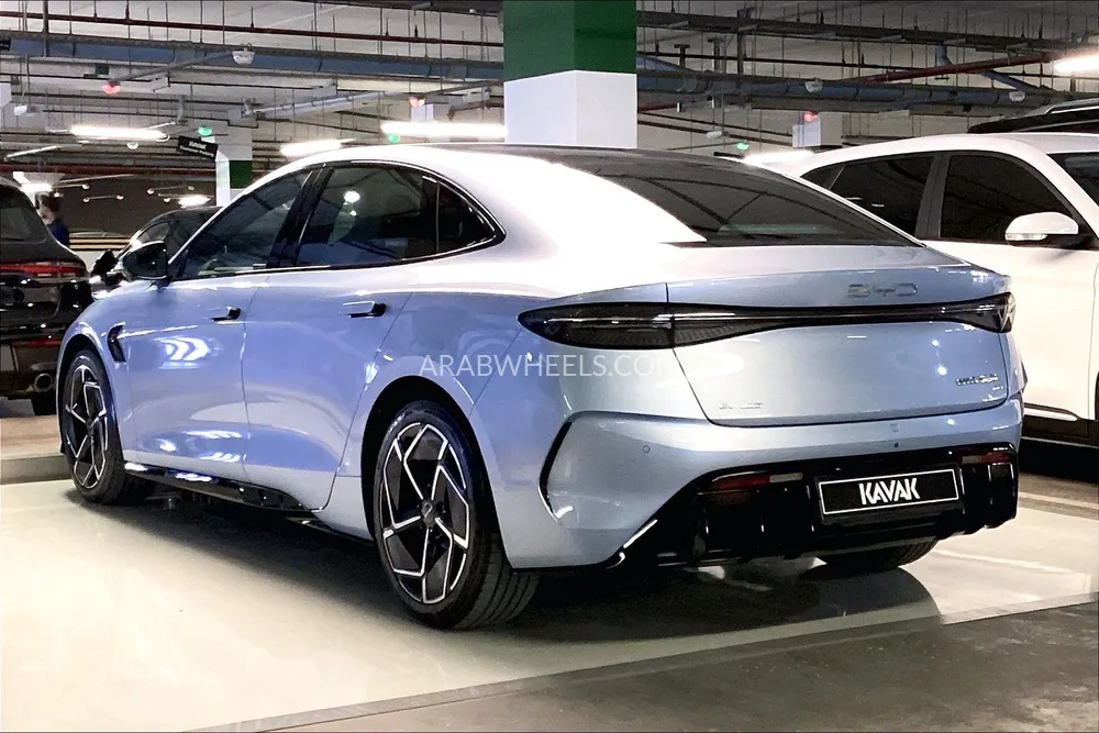 BYD Seal 2025 for Sale in Sharjah Image-6