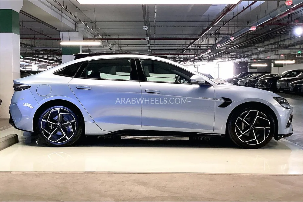 BYD Seal 2025 for Sale in Sharjah Image-7