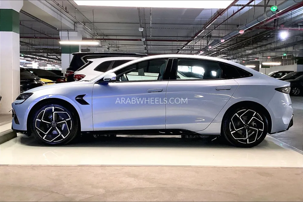 BYD Seal 2025 for Sale in Sharjah Image-8