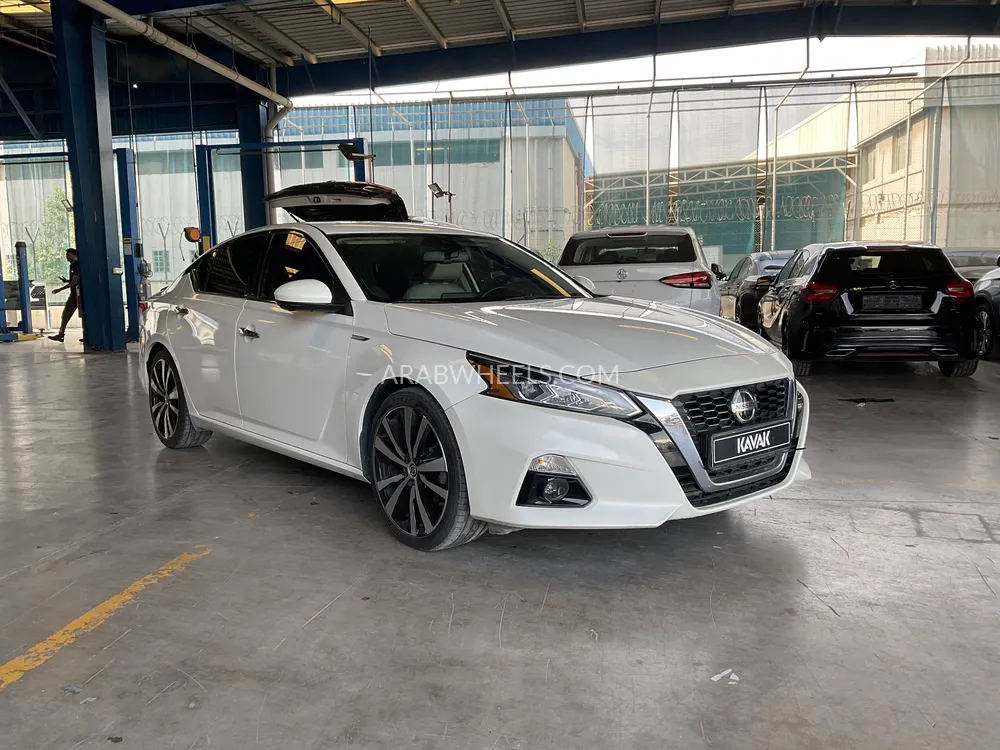 Nissan Altima 2021 for Sale in Dubai Image-3