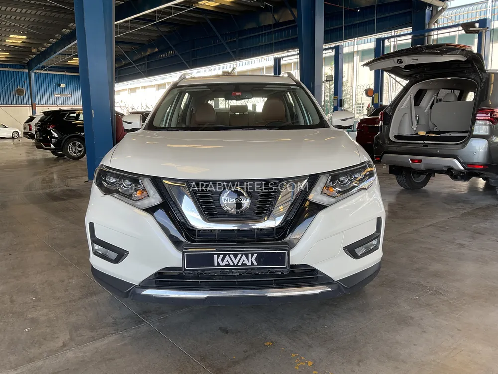 Nissan X-Trail 2022 for Sale in Dubai Image-2