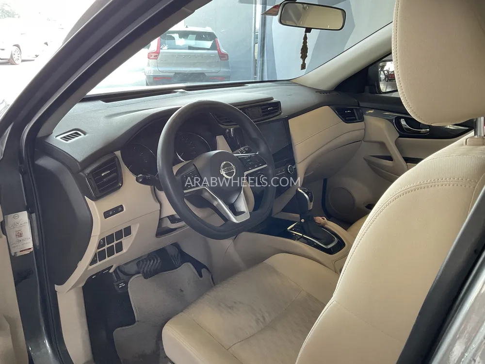 Nissan X-Trail 2020 for Sale in Sharjah Image-7