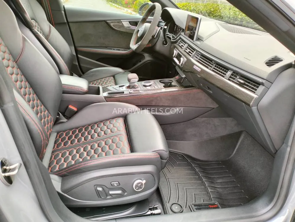 Audi RS Q3 2020 for Sale in Dubai Image-9