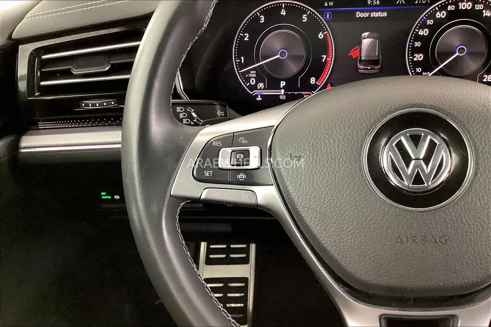 Volkswagen Touareg 2020 for Sale in Dubai Image-25