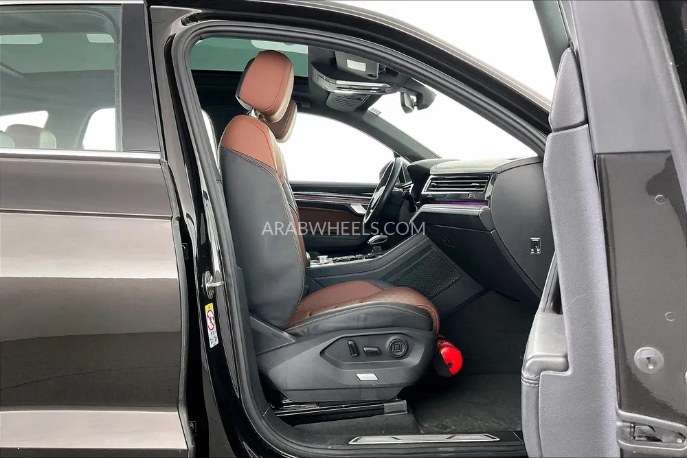 Volkswagen Touareg 2019 for Sale in Sharjah Image-13