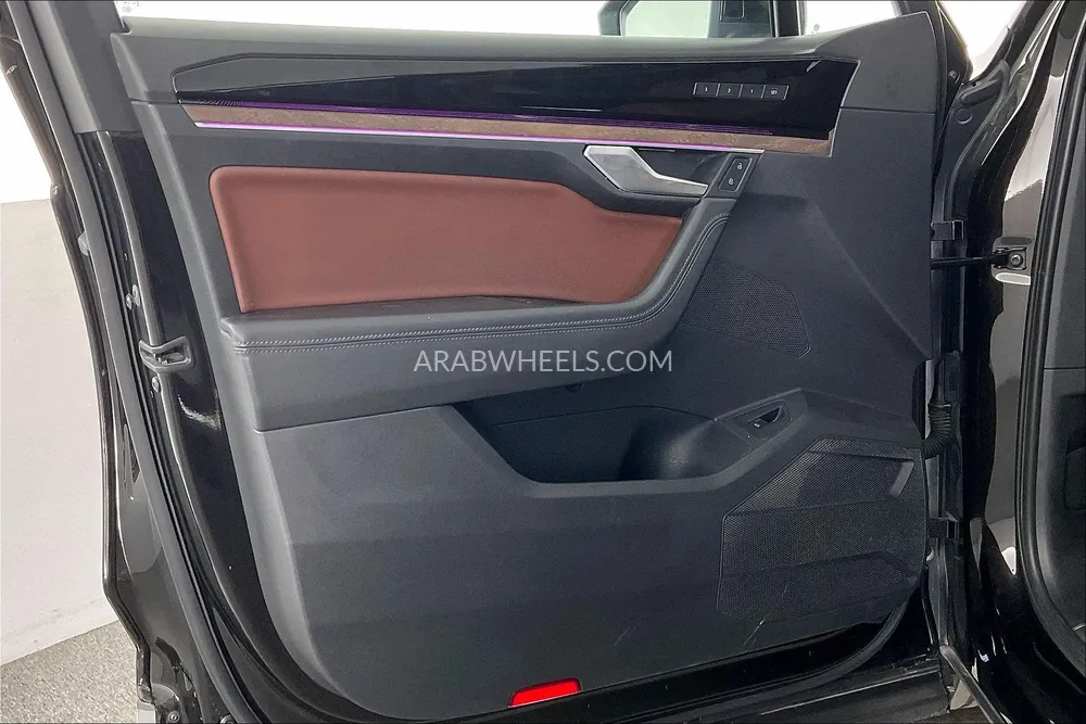 Volkswagen Touareg 2019 for Sale in Sharjah Image-18