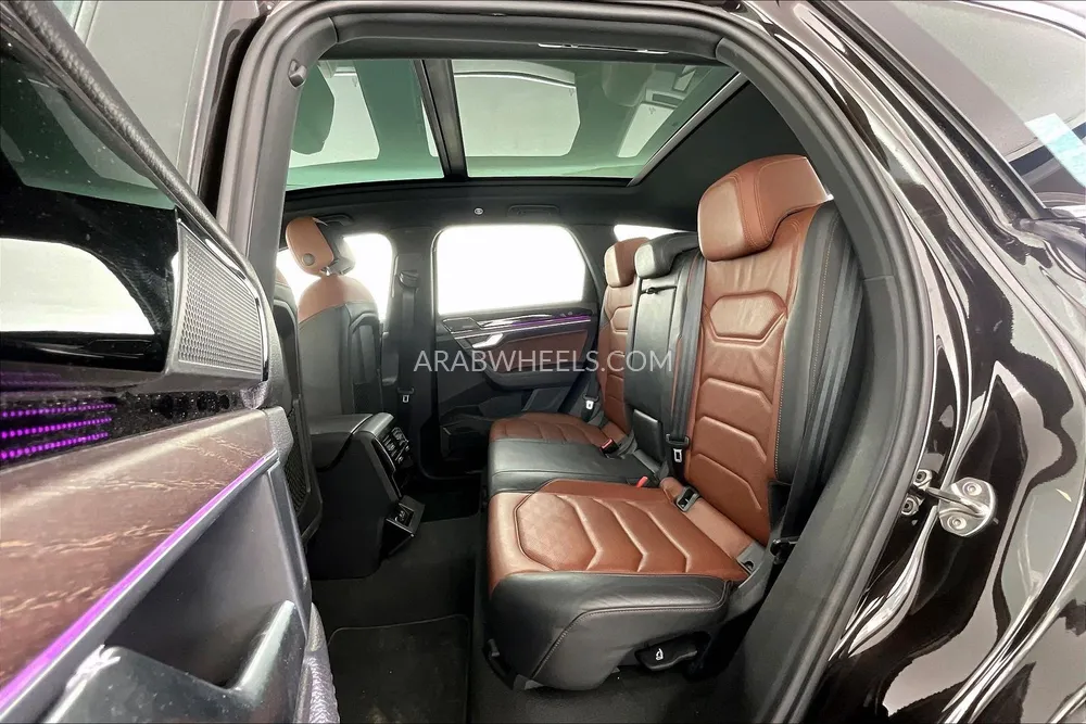 Volkswagen Touareg 2019 for Sale in Sharjah Image-25