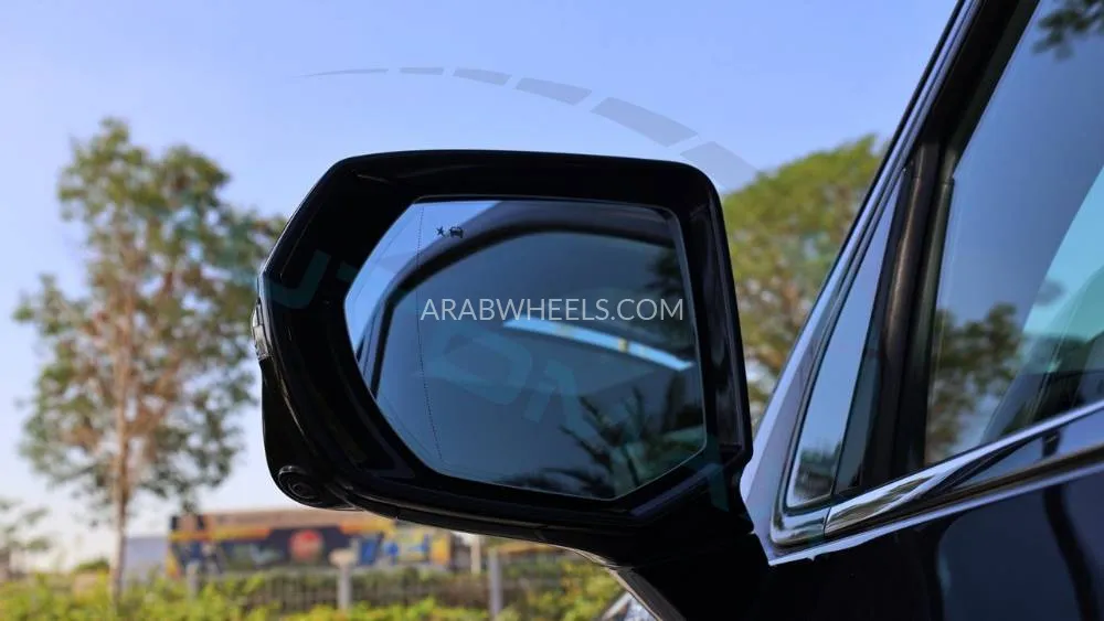 Chevrolet Tahoe 2023 for Sale in Dubai Image-34