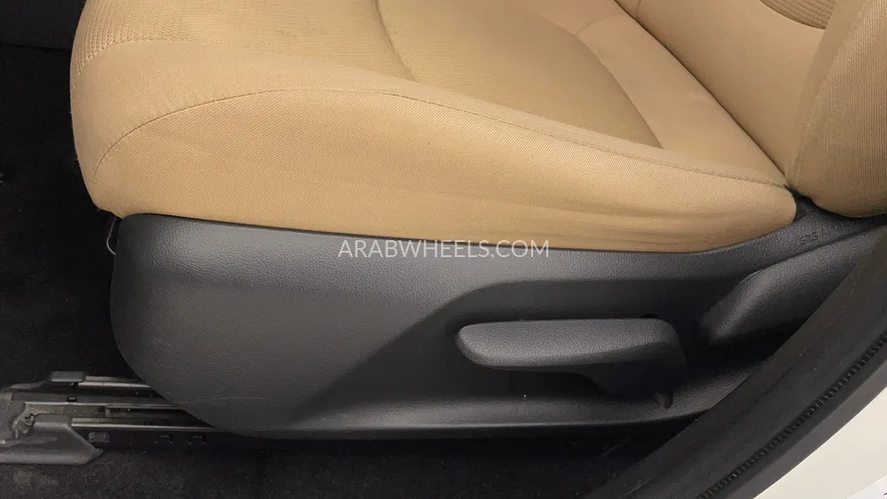 Toyota Rav4 2022 for Sale in Dubai Image-21