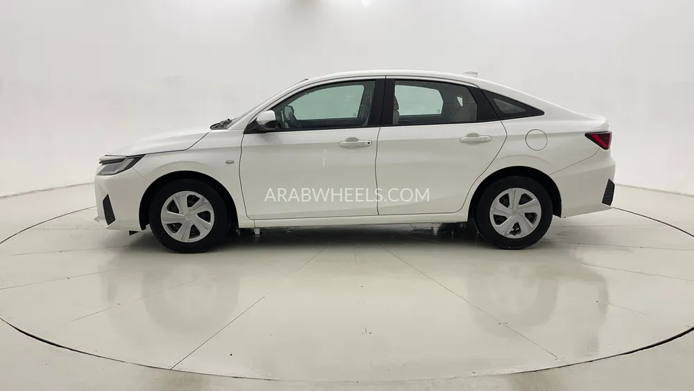 Toyota Yaris 2023 for Sale in Dubai Image-6