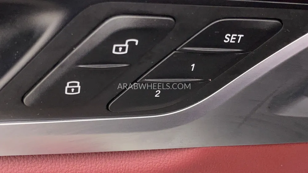 BMW X4 2021 for Sale in Dubai Image-49