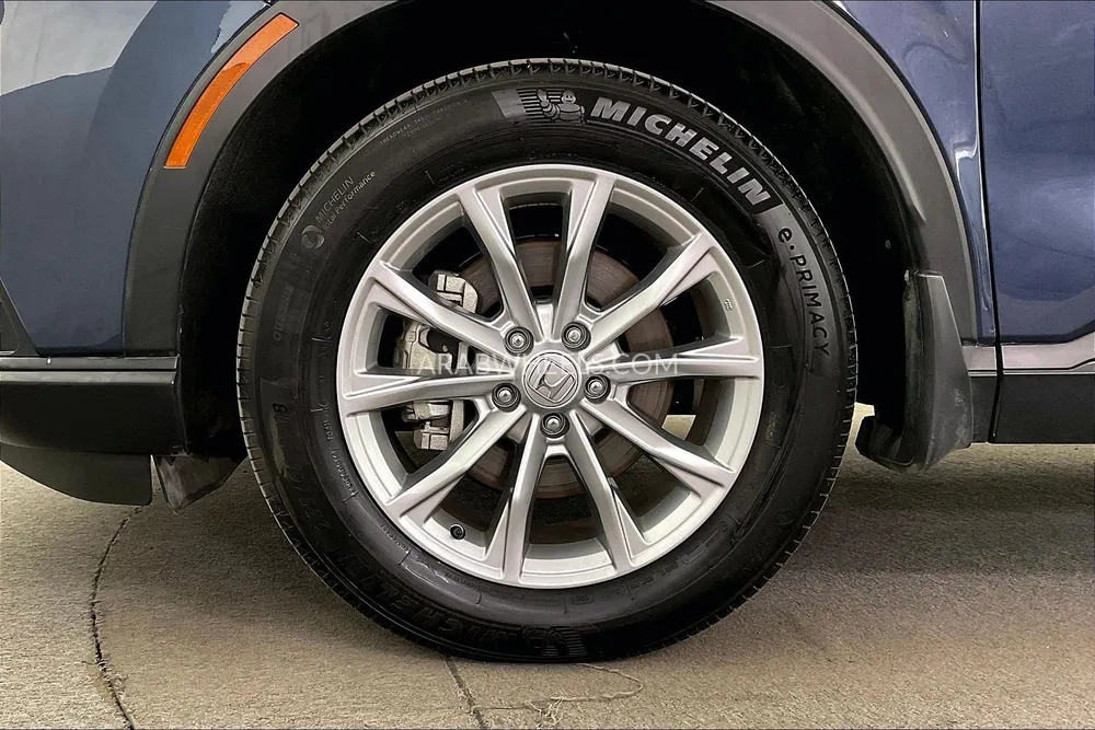 Honda CR-V 2024 for Sale in Sharjah Image-9