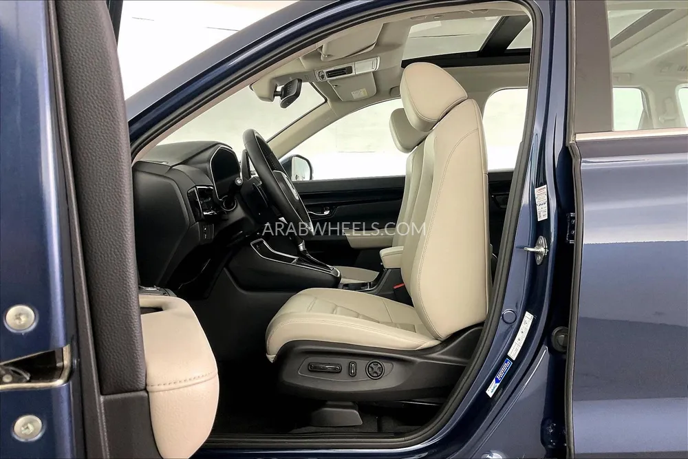 Honda CR-V 2024 for Sale in Sharjah Image-25
