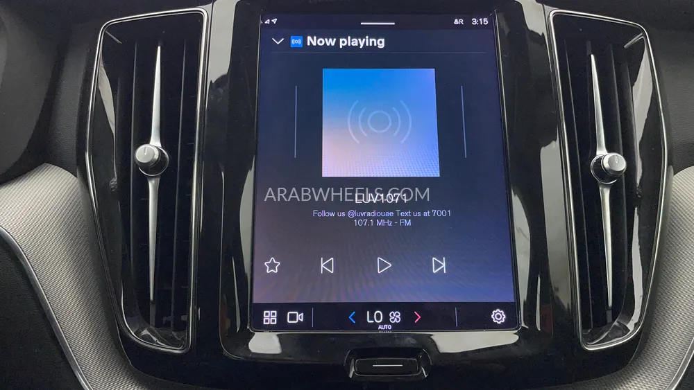 Volvo XC60 2023 for Sale in Dubai Image-35