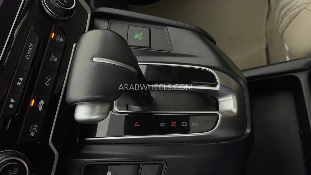 Honda CR-V 2022 for Sale in Dubai Image-18