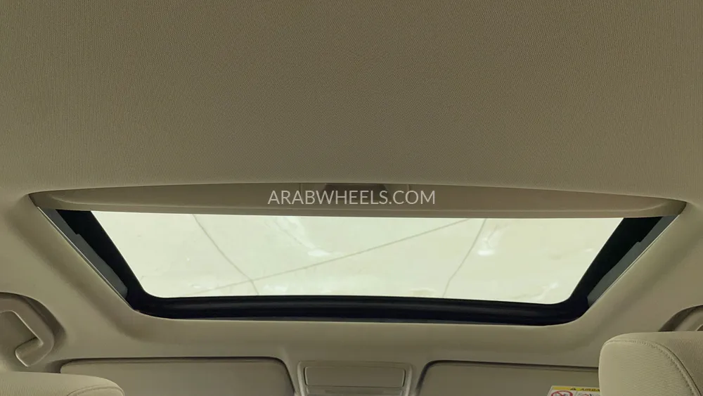 Honda CR-V 2022 for Sale in Dubai Image-24