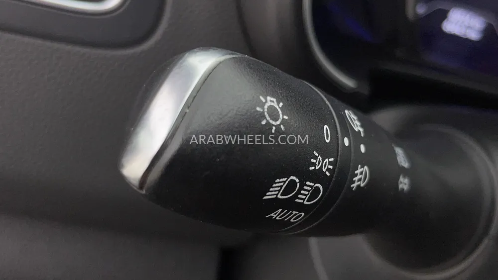 Renault Koleos 2023 for Sale in Dubai Image-40