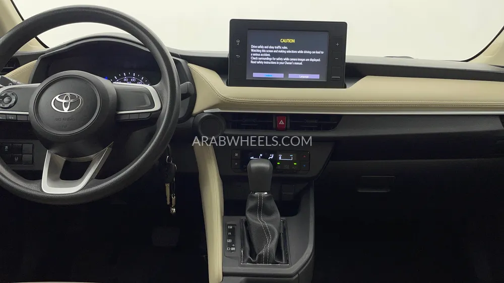 Toyota Yaris 2023 for Sale in Dubai Image-14