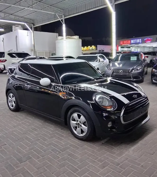Mini Cooper 2016 for Sale in Ajman Image-3