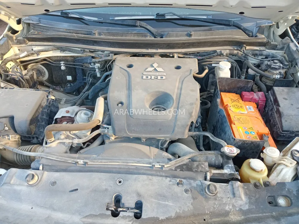 ميتسوبيشي L200 2021 for Sale in الشارقة Image-8