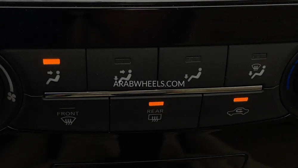 Nissan X-Trail 2020 for Sale in Dubai Image-35