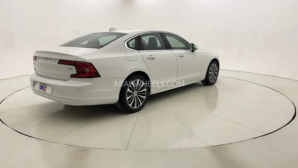 Volvo S90 2022 for Sale in Dubai Image-3
