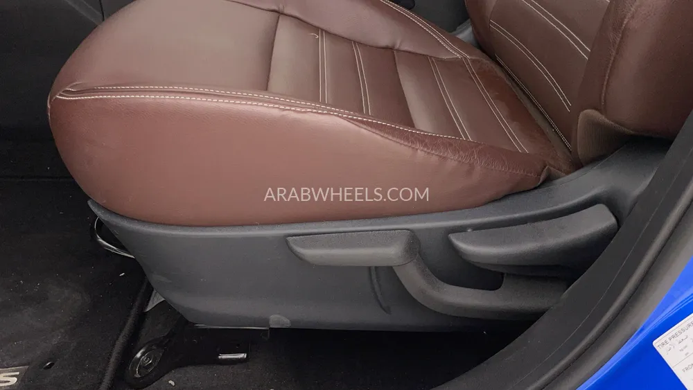 Nissan Kicks 2024 for Sale in Dubai Image-24