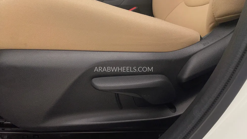 تويوتا راف 4 2023 for Sale in دبي Image-21