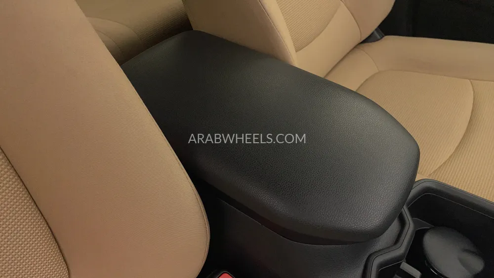 تويوتا راف 4 2023 for Sale in دبي Image-35