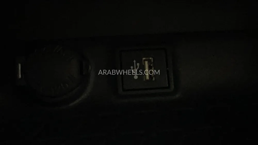 تويوتا راف 4 2023 for Sale in دبي Image-40