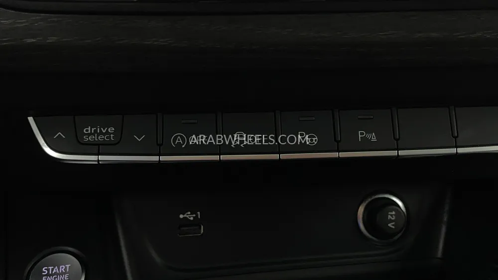 Audi A4 2024 for Sale in Dubai Image-40