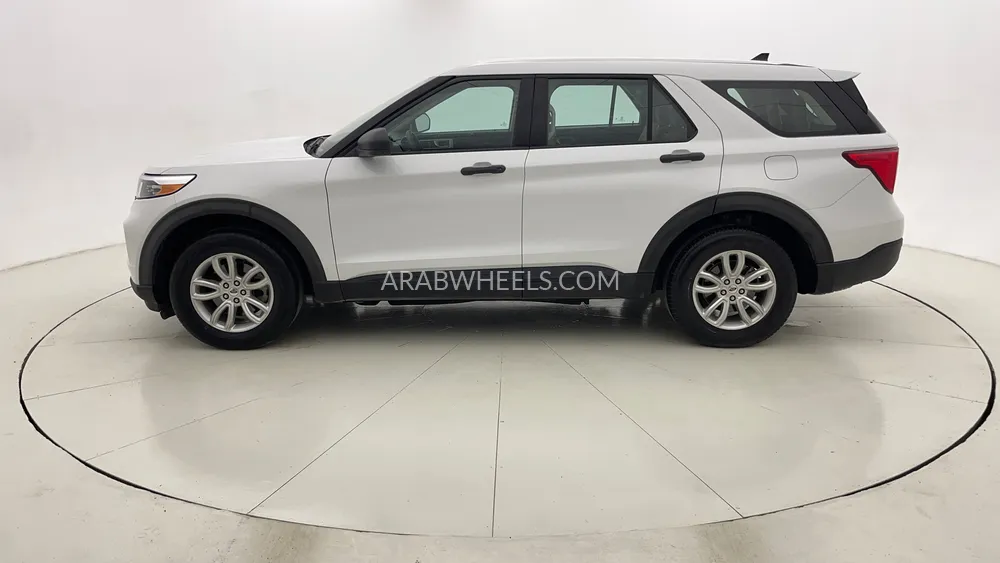 Ford Explorer 2022 for Sale in Dubai Image-6