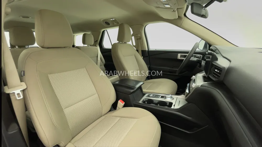 Ford Explorer 2022 for Sale in Dubai Image-24