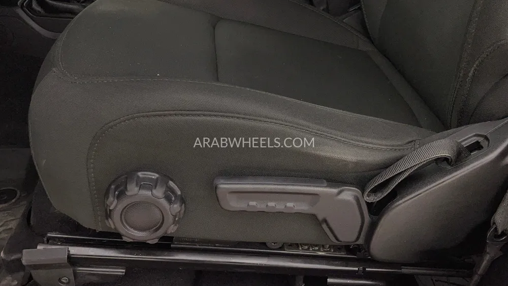 جيب رانجلر 2021 for Sale in دبي Image-22