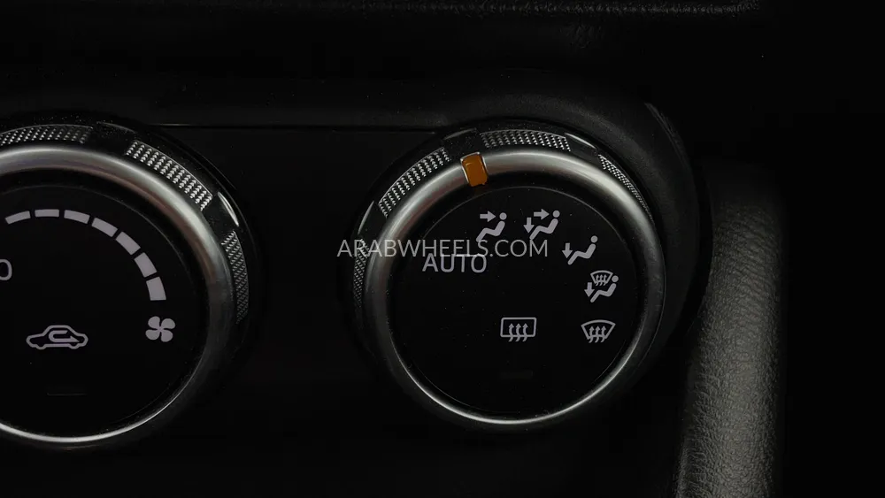 Mazda CX 3 2024 for Sale in Dubai Image-40