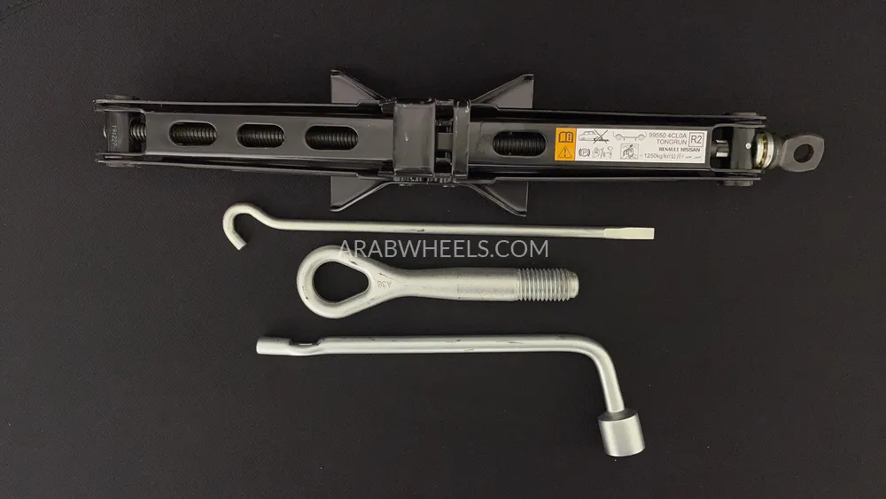 Nissan X-Trail 2020 for Sale in Dubai Image-29