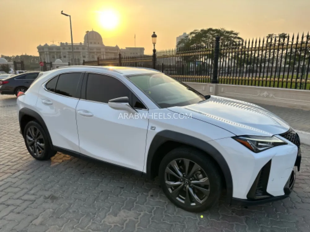 Lexus UX 2022 for Sale in Sharjah Image-6