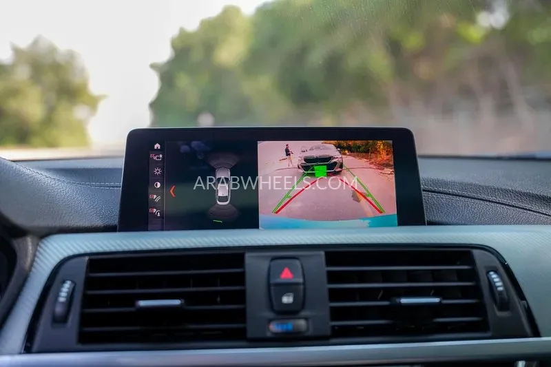 BMW 4 series 2019 for Sale in Sharjah Image-3