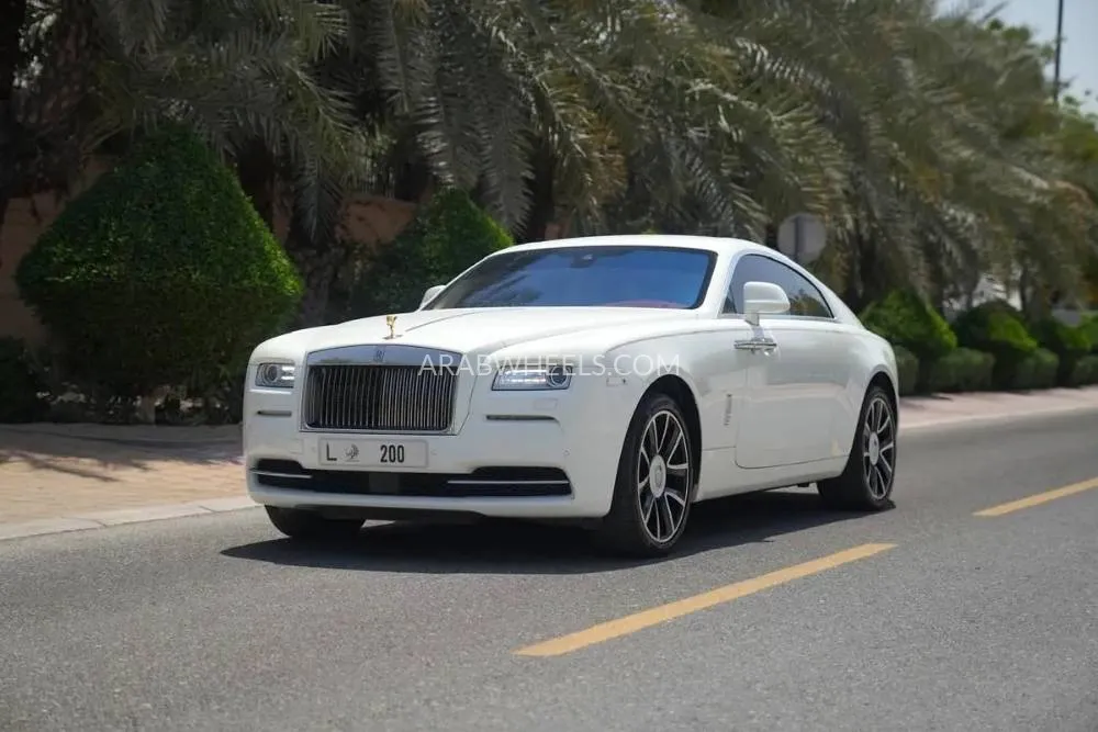 Rolls Royce Wraith 2016 for Sale in Sharjah Image-3