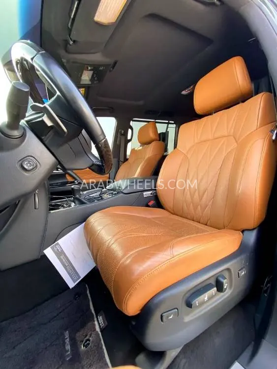 لكزس LX 2021 for Sale in دبي Image-8