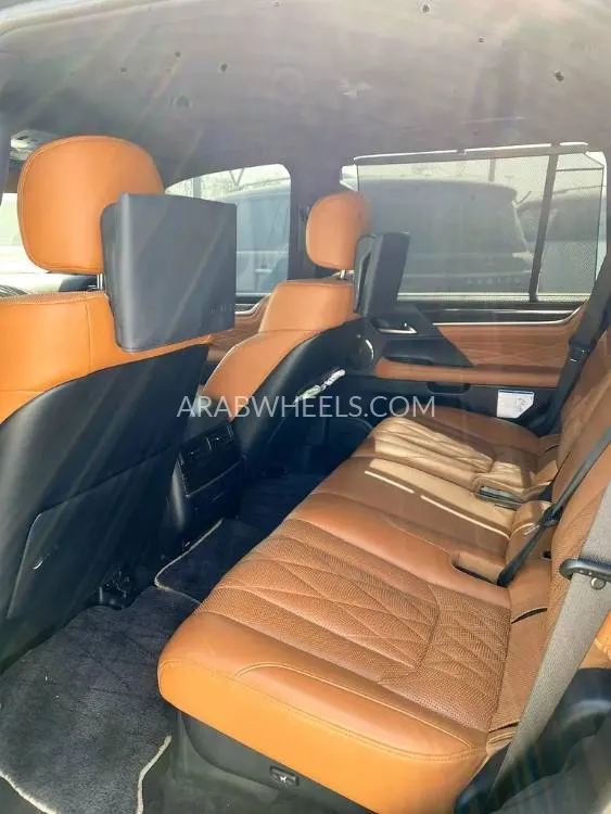 لكزس LX 2021 for Sale in دبي Image-12